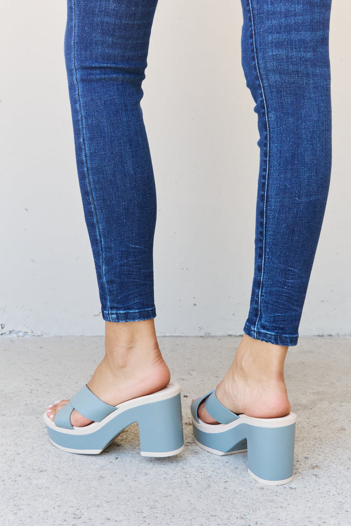 Weeboo Cherish The Moments Contrast Platform Sandals in Misty Blue - House of Barvity