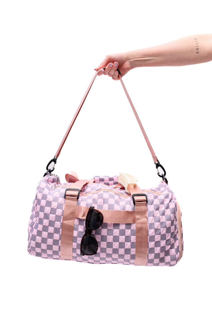 Elevate Travel Duffel in Pink - House of Barvity